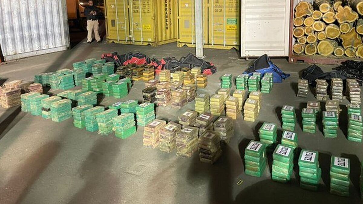 Decomisan más de 500 paquetes de droga en un puerto en Panamá Oeste