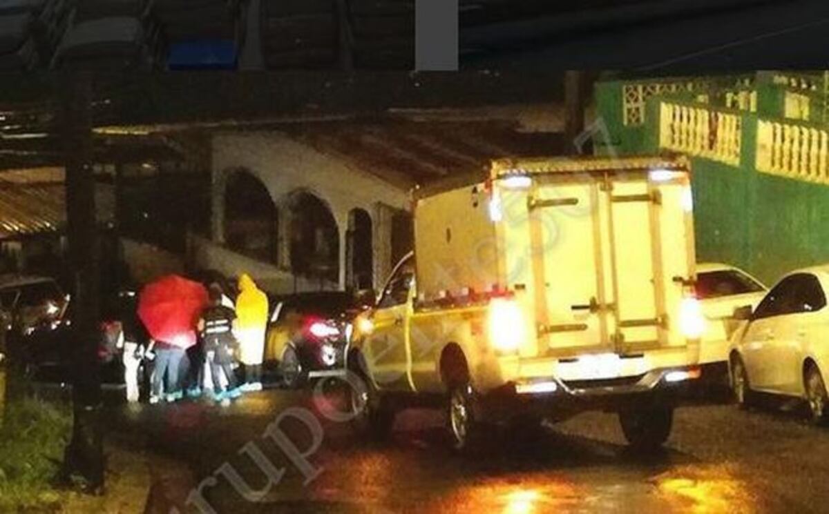 TRIPLE HOMICIDIO. Sicarios los acribillan en San Miguelito