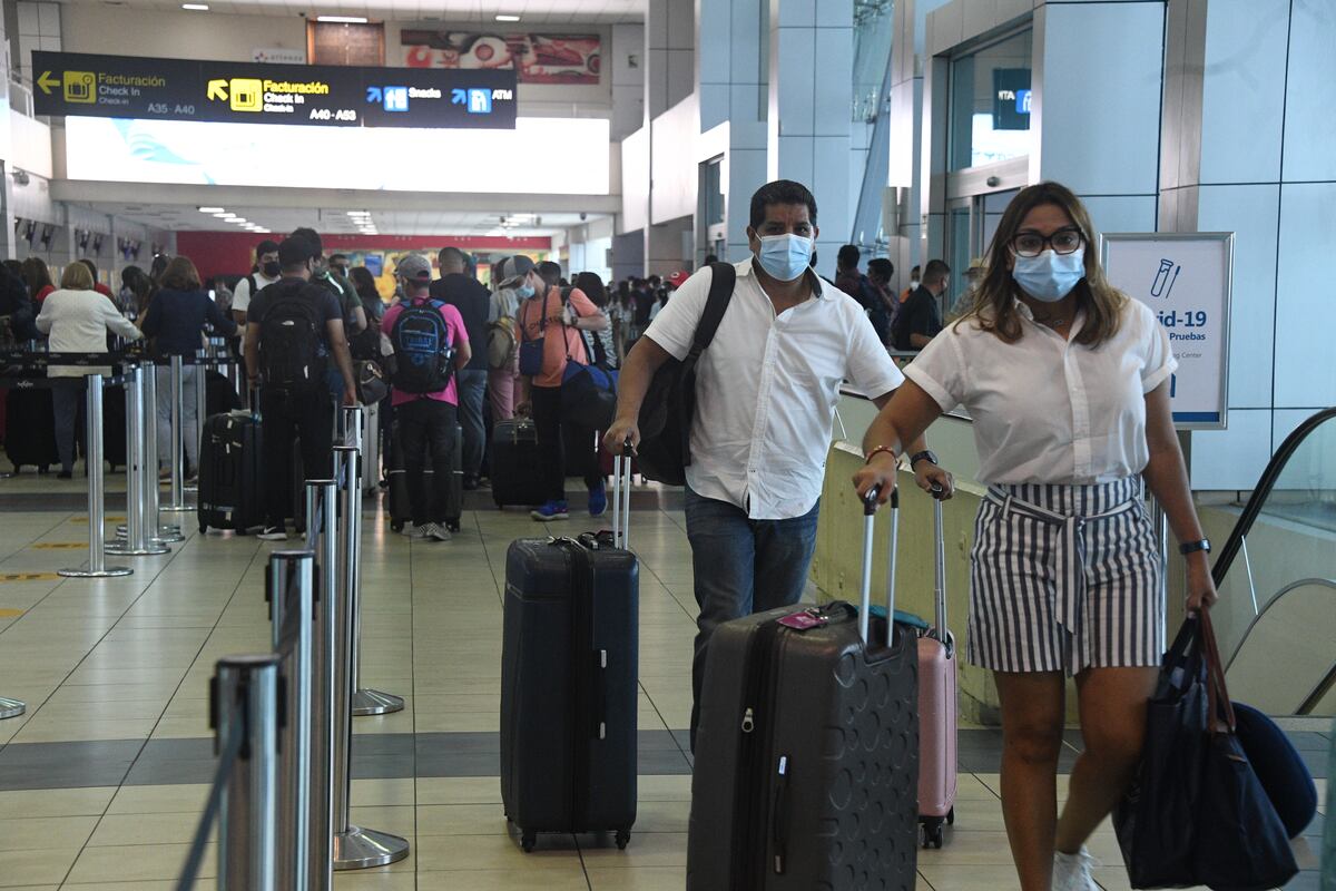 Más de 360 mil viajeros reportó el Servicio Nacional de Migración durante el mes de enero