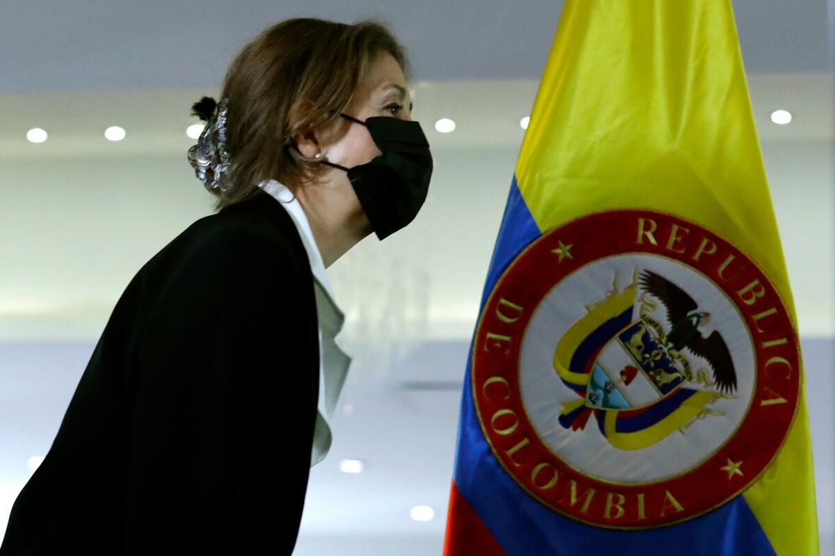 Ingrid Betancourt, oficializa su precandidatura a la Presidencia de Colombia