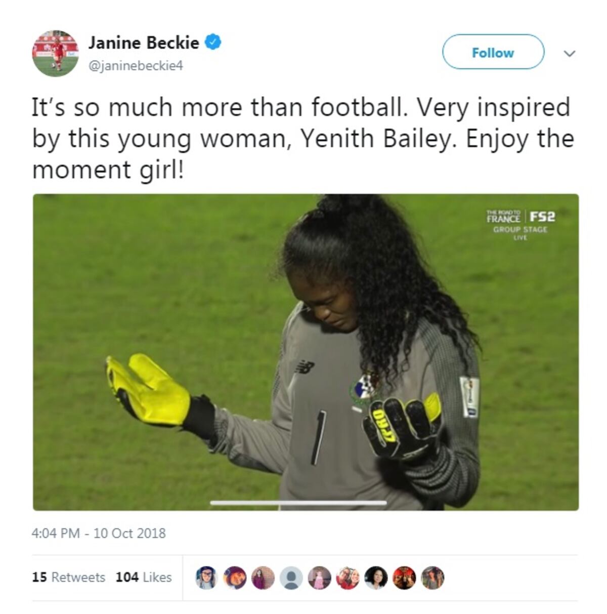 Futbolistas profesionales admiran la entrega y la pasión de la portera panameña