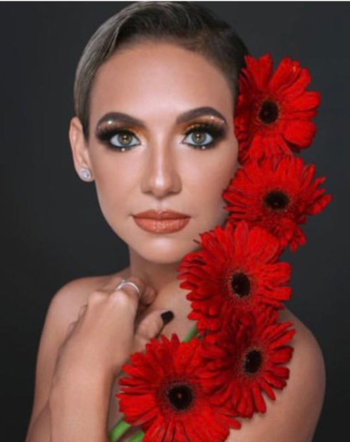 Conmueve las redes. Muere la twitera Ariana, luchó contra el cáncer hasta su último suspiro