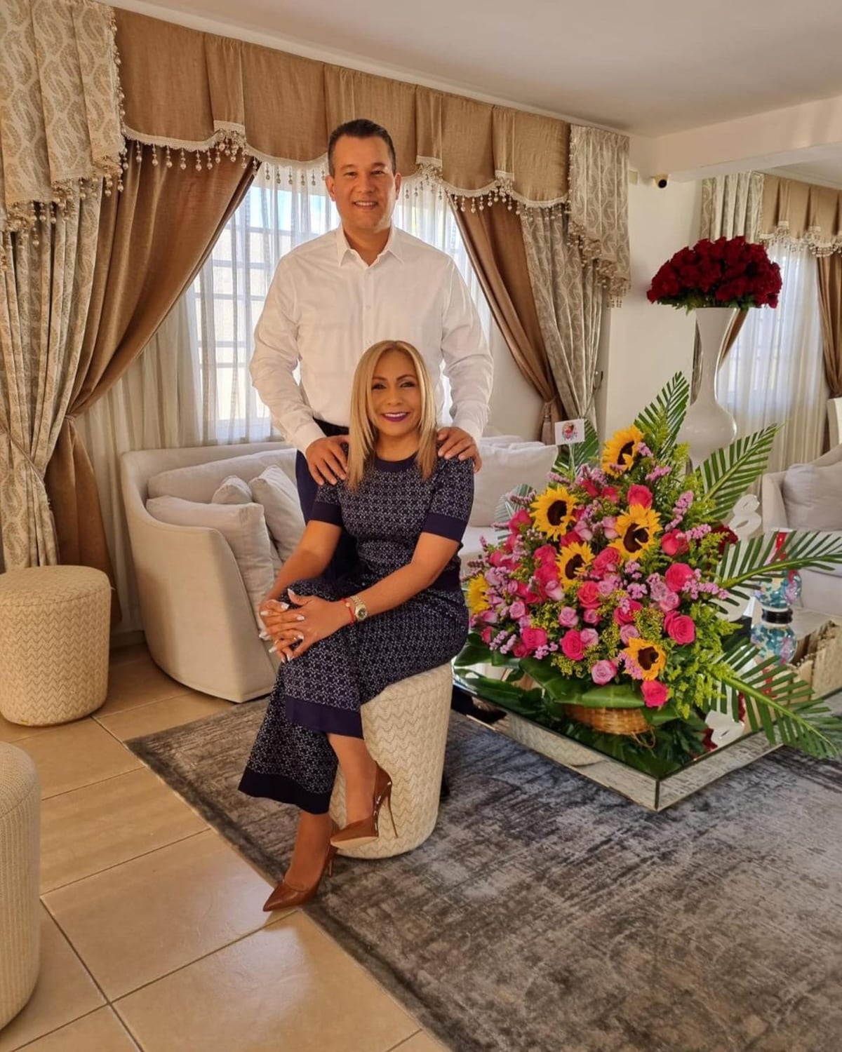 ‘Te amo, Quibián’. La diputada Yanibel Ábrego y Panay andan de aniversario