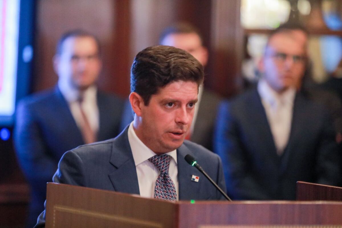 Contrato minero avanza en el Consejo de Gabinete, que autoriza firmarlo