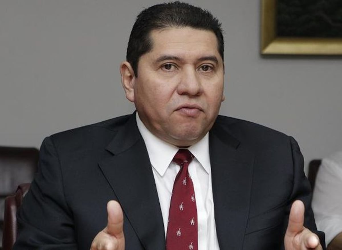 Rubén De León, entre las planillas millonarias y su cercanía con ‘Gaby’ Carrizo