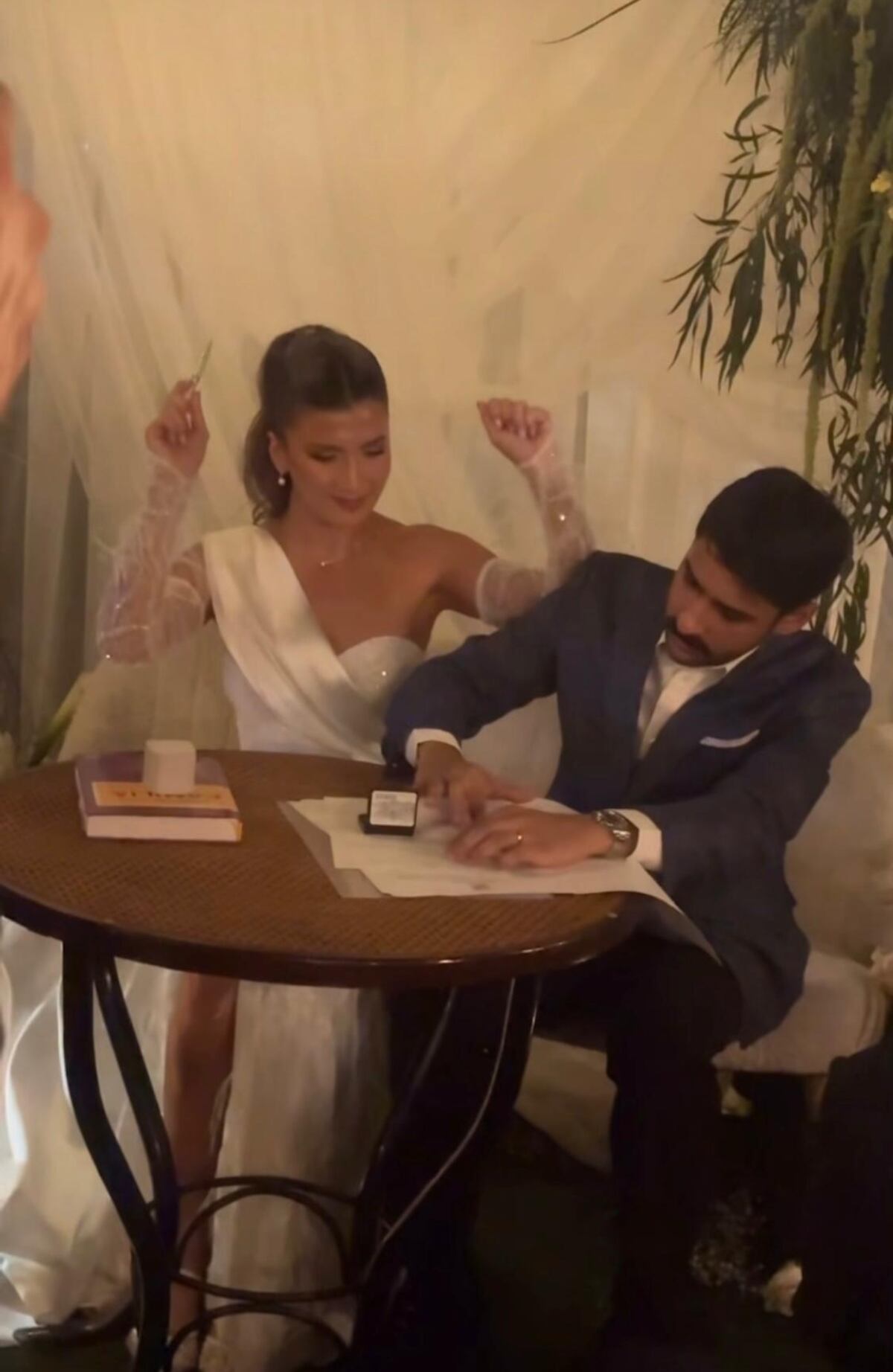 ¡Ya son marido y mujer! Valeria Rettally y Monchi sellan su amor en una boda llena de ternura