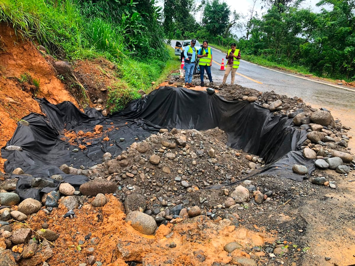 Tras las fuertes lluvias en Bocas del Toro, el MOP prioriza pasos bajos y quebradas en Chiriquí Grande