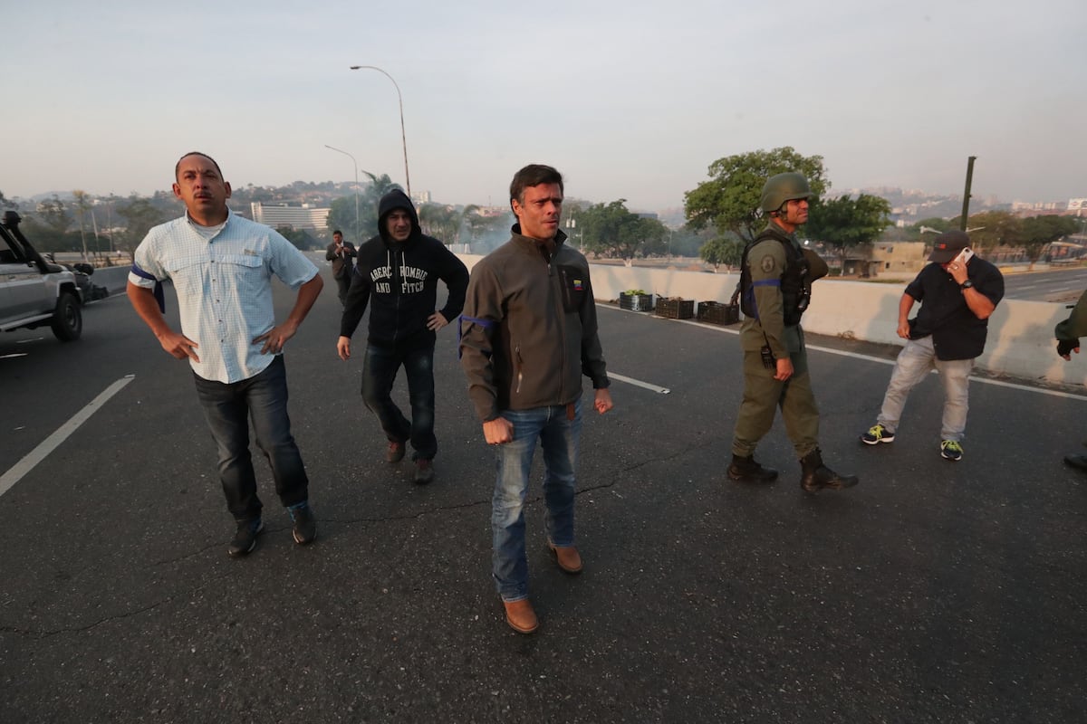 Hacen llamado a un alzamiento militar en Venezuela 