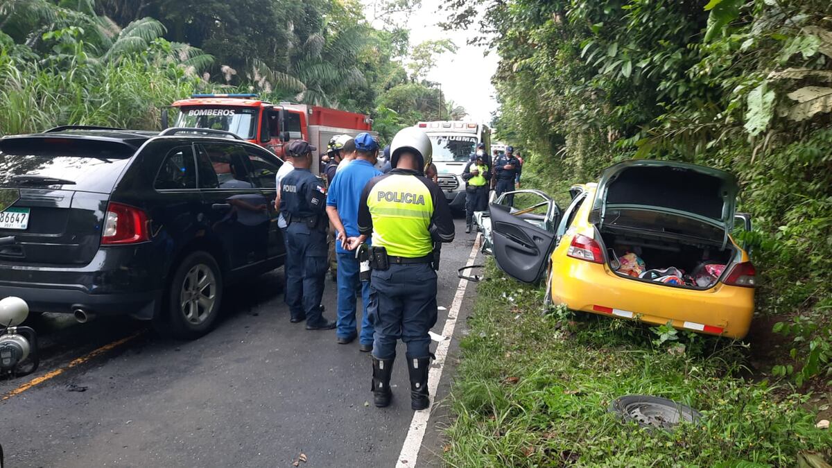 Lamentable. Menor pierde la vida en aparatoso accidente junto a otras dos personas