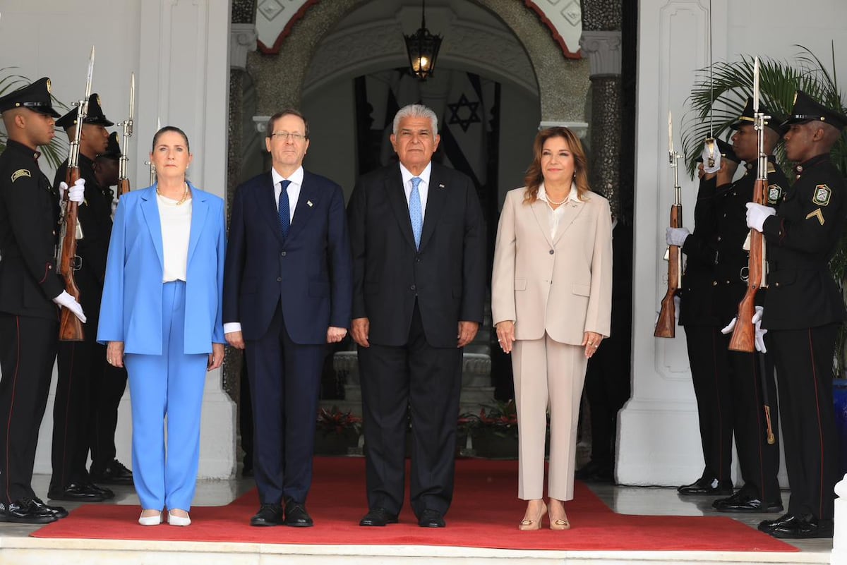 Histórica visita: presidente del Estado de Israel aterriza en Panamá y recorre Miraflores + VÍDEO