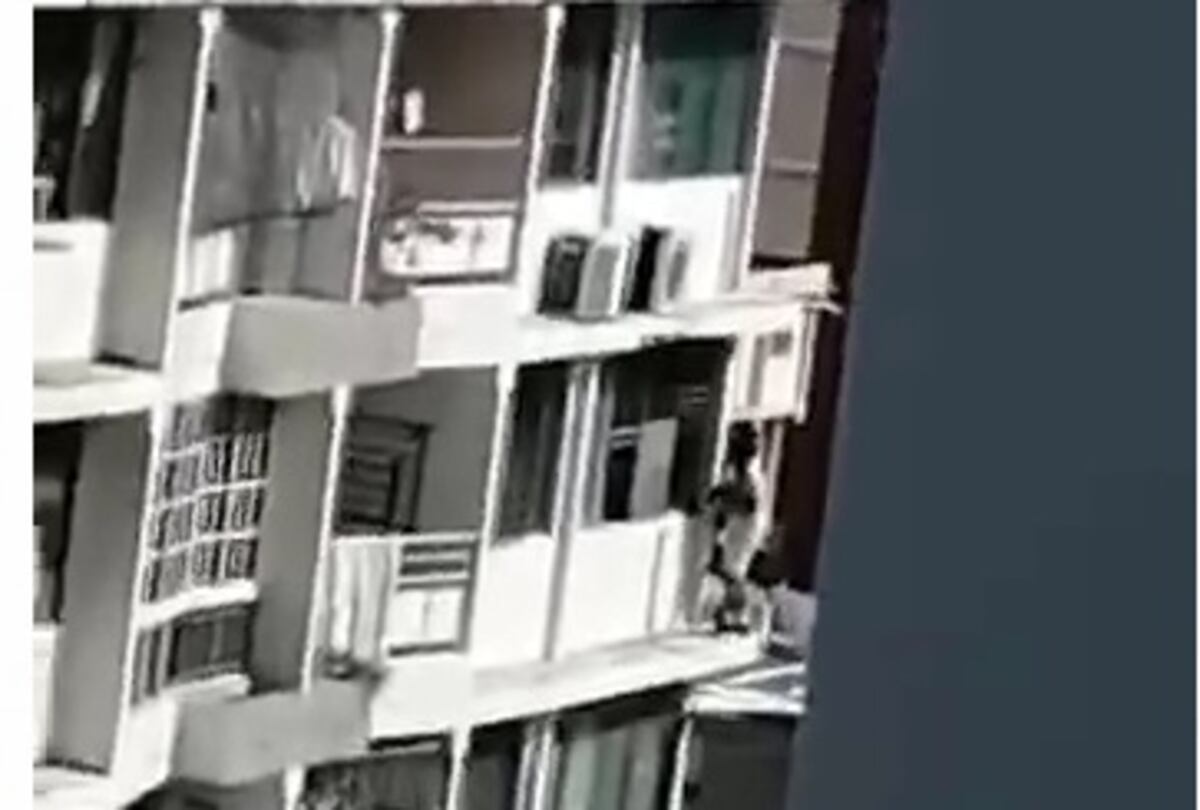 Hombre amenaza con lanzarse desde un séptimo piso en Vía Veneto. Bomberos atienden la emergencia. Video