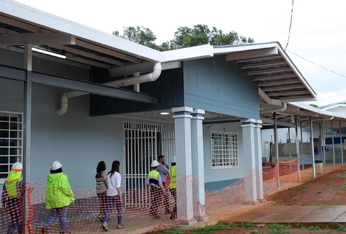 Escuela en Santa Rita enfrenta crisis de salud: padres exigen suspensión de clases por brote alérgico