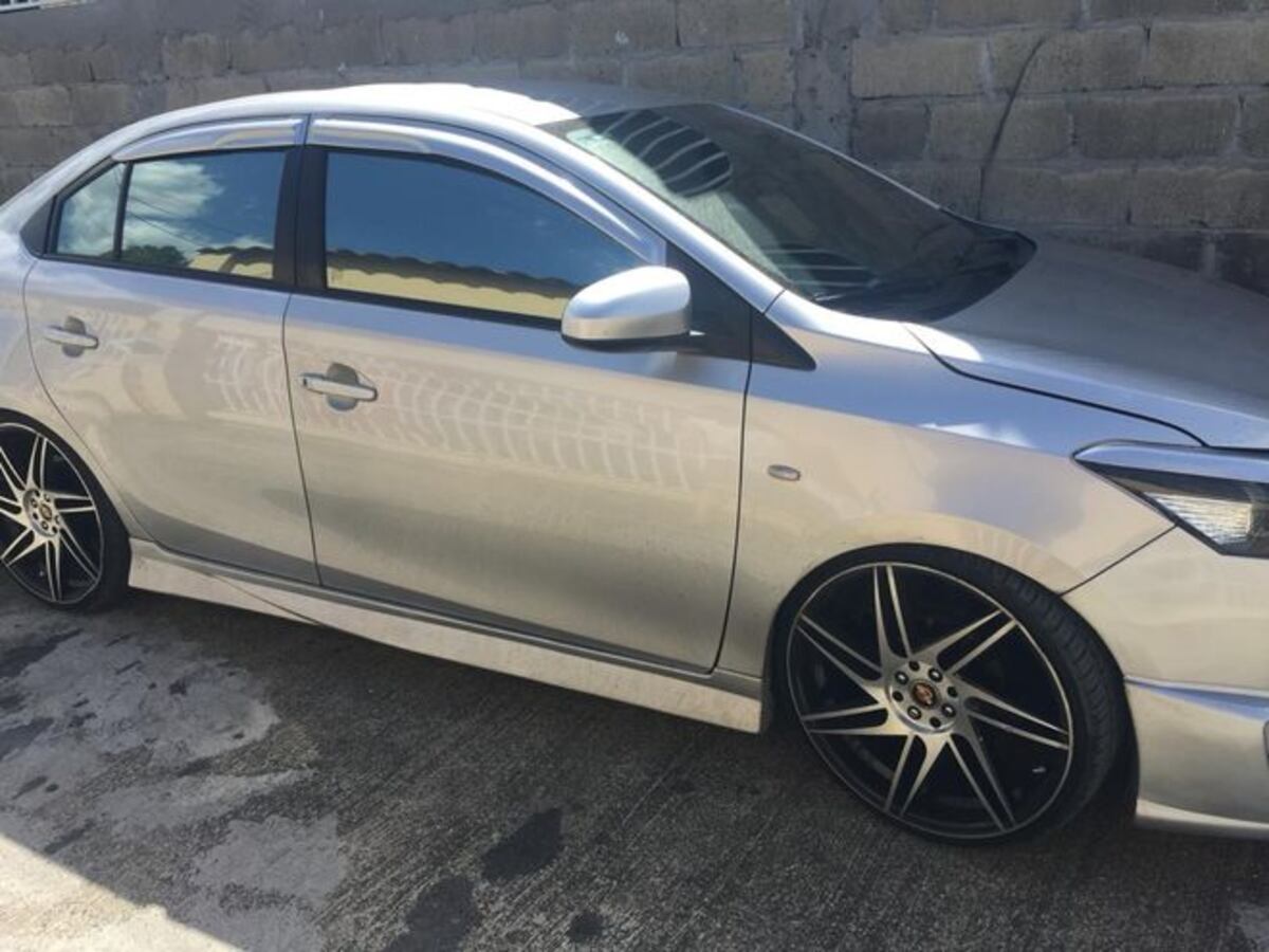 Conductor involucrado en robo se da a la fuga en retén en medio de tiroteo