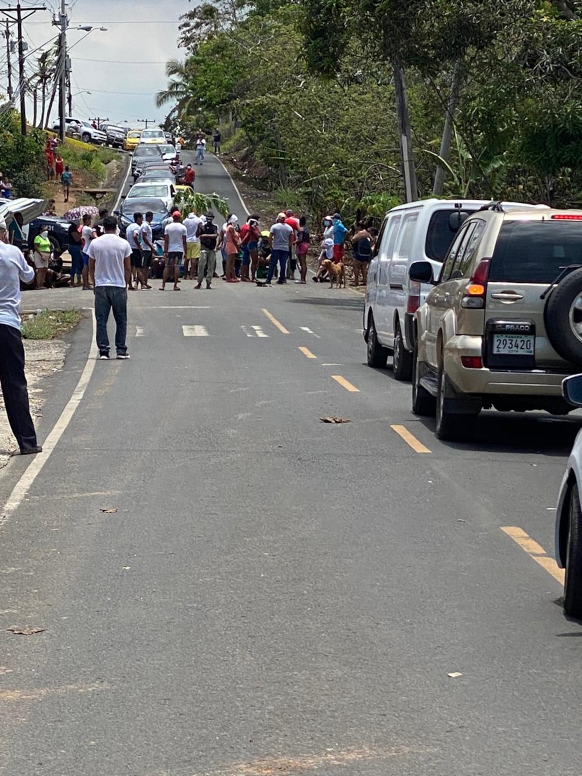 Varios cierres exigiendo bonos y bolsas de comida en los distritos de San Miguelito y La Chorrera