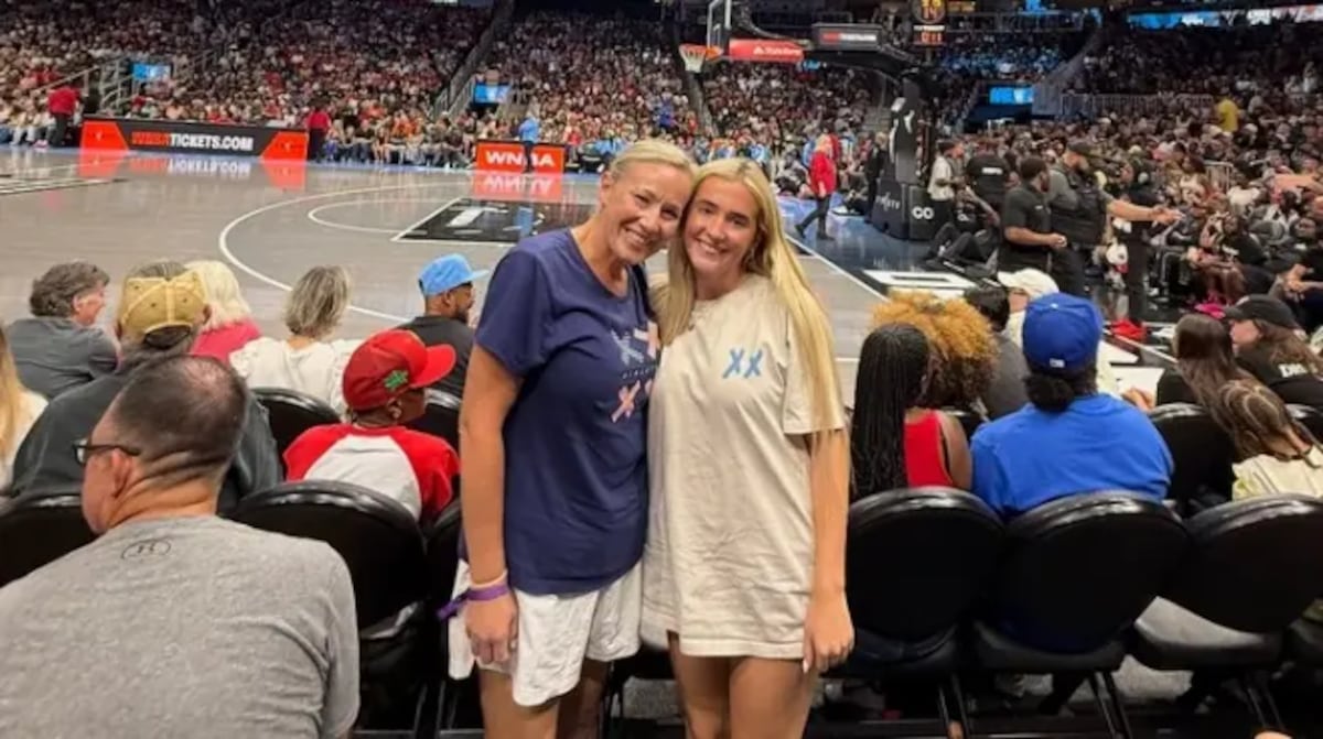 ¡“Tapa esa camiseta o te vas”! WNBA obliga a cubrir camisetas y luego rectifica