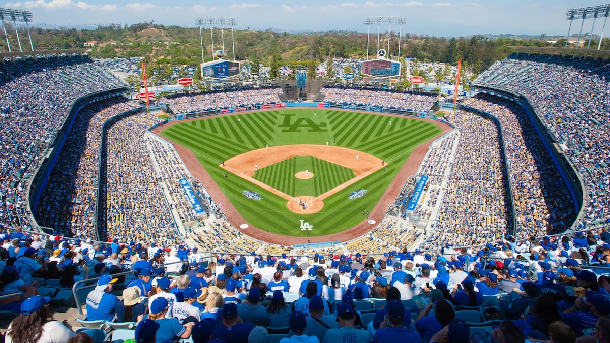 ¿Por qué los Dodgers atraen más de 50 mil fanáticos cada noche?