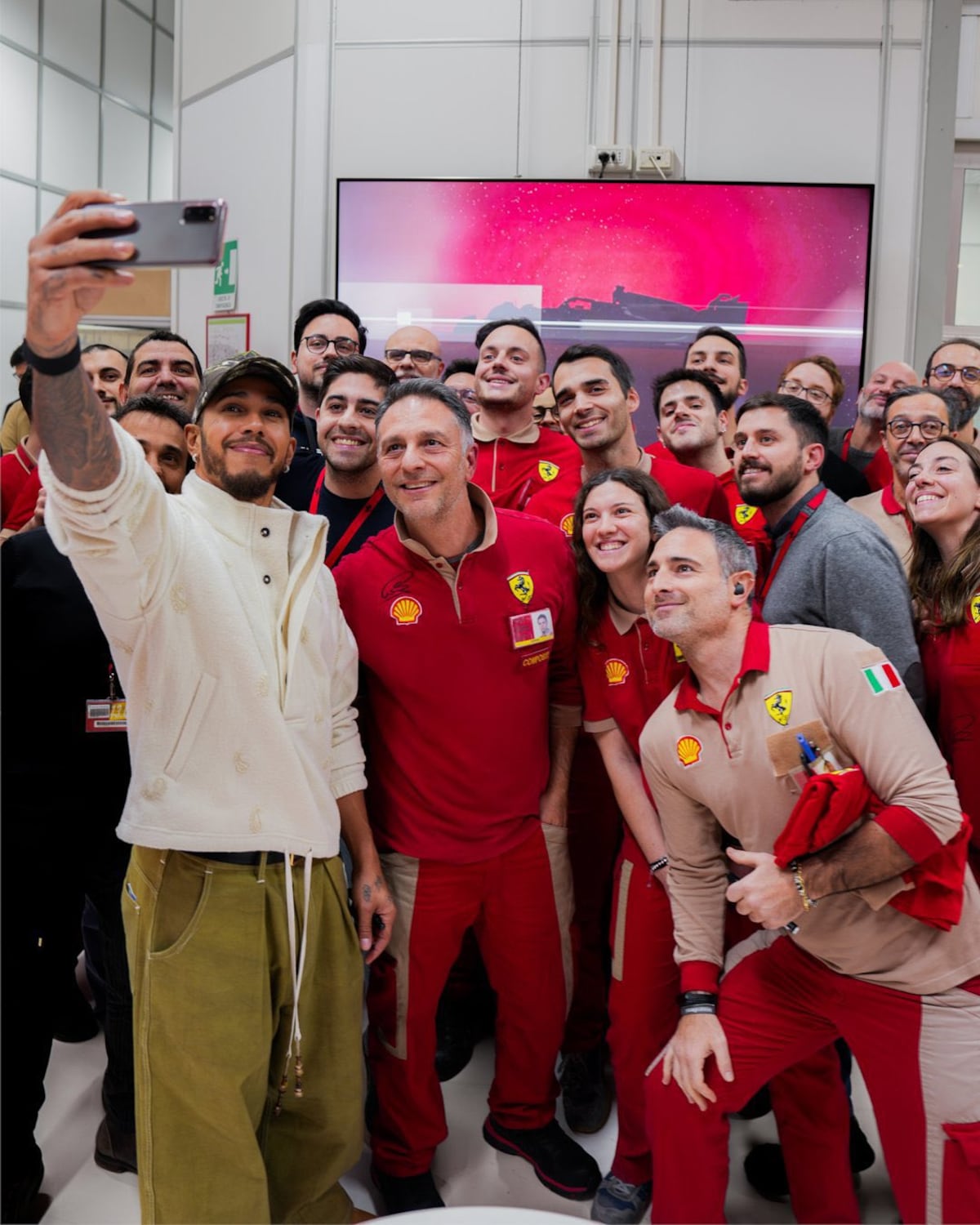 De ilusión a suplicio: Hamilton sufre su peor año de su carrera con Ferrari