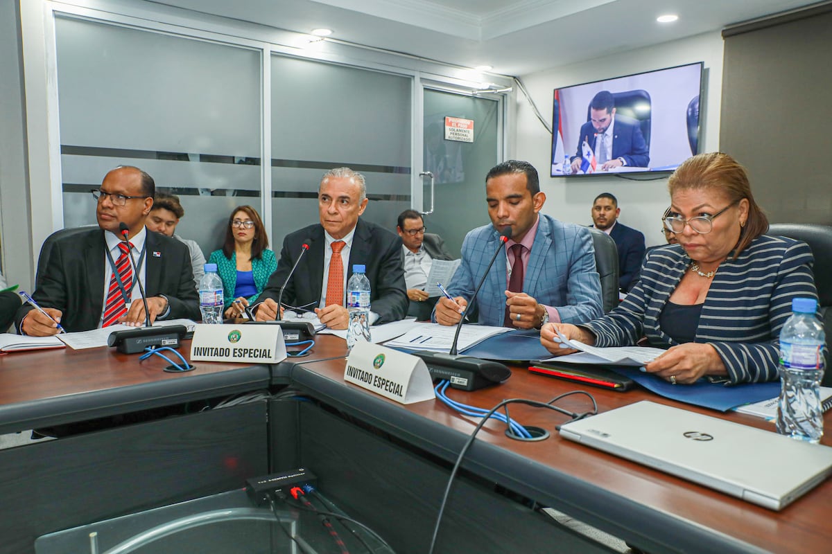 Asamblea aprueba traslado de fondos para asegurar pagos de programas sociales