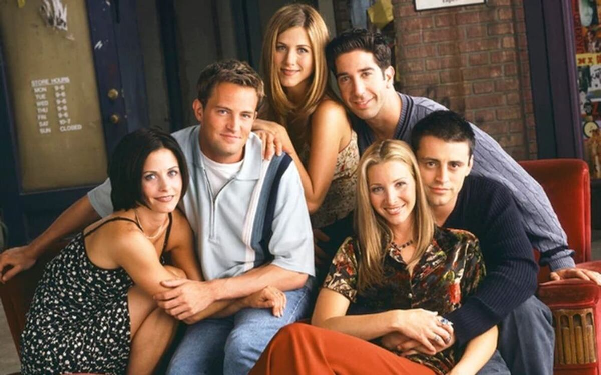 Operaron de emergencia a Matthew Perry