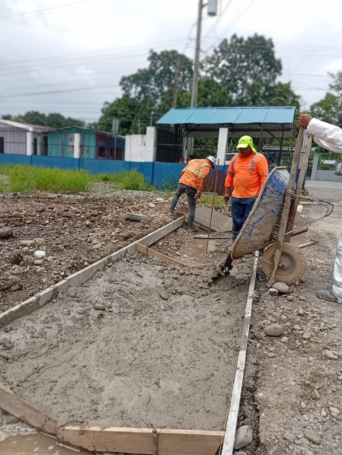 Trabajos en Finca 66 y El Silencio buscan reducir accidentes y daños en las vías