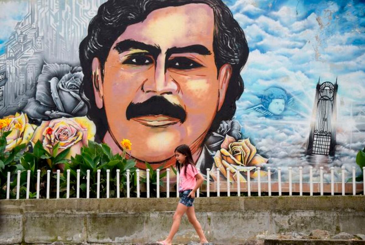 Hijo de Pablo Escobar le rinde polémico tributo tras 25 años de su muerte