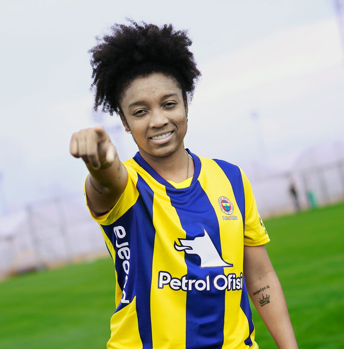 Marta Cox deja México para brillar en Turquía: Nuevo destino en el Fenerbahçe