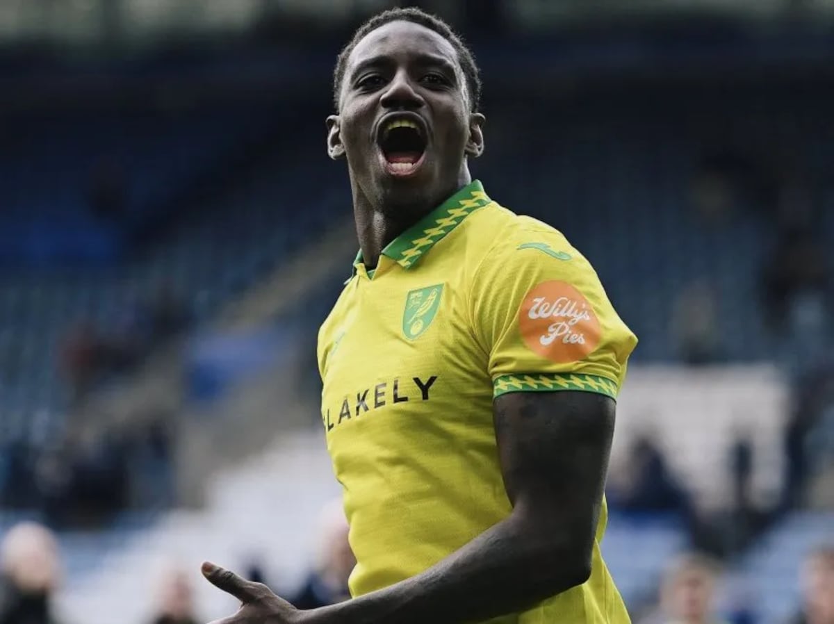 Norwich pega primero y Córdoba sostiene victoria de oro