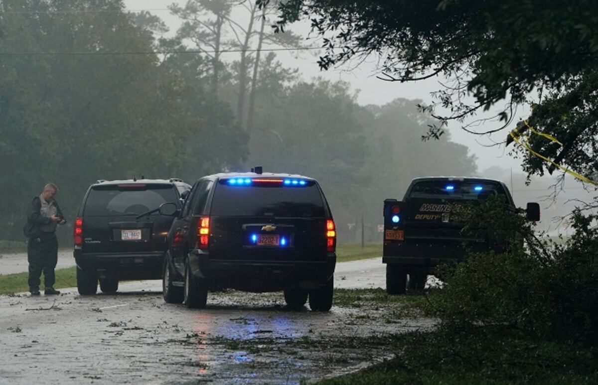 Florence se degradó a tormenta tropical, pero aún sigue siendo peligrosa