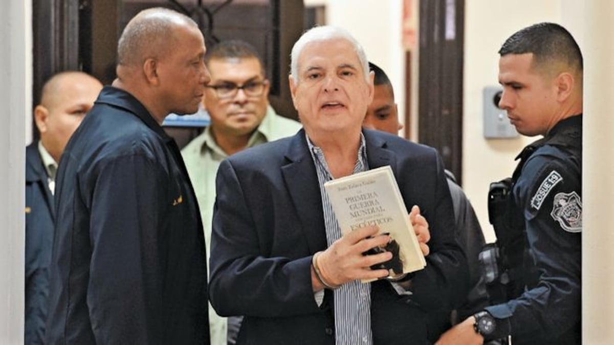 Martinelli se emberraca por broma en el día de los inocentes