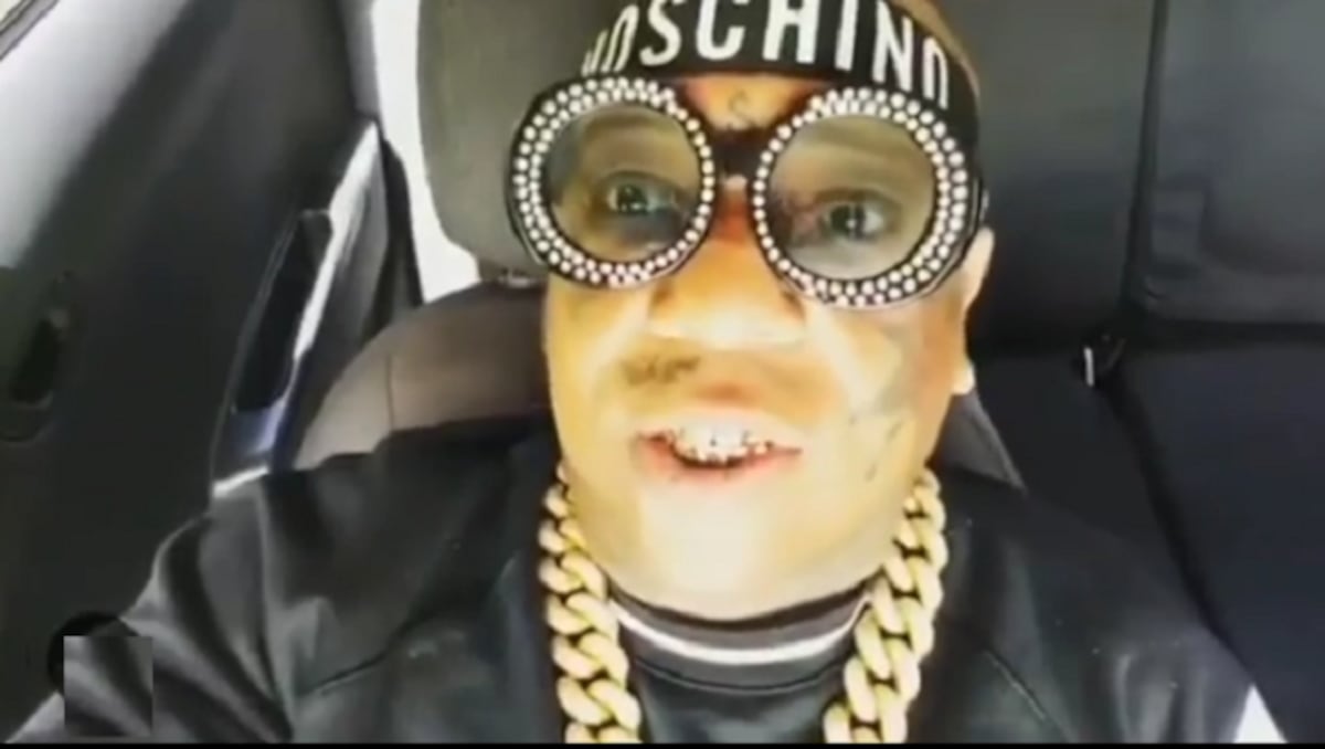 ¡Llegó Navidad! Y ¡puuum! chocaron a Japanese