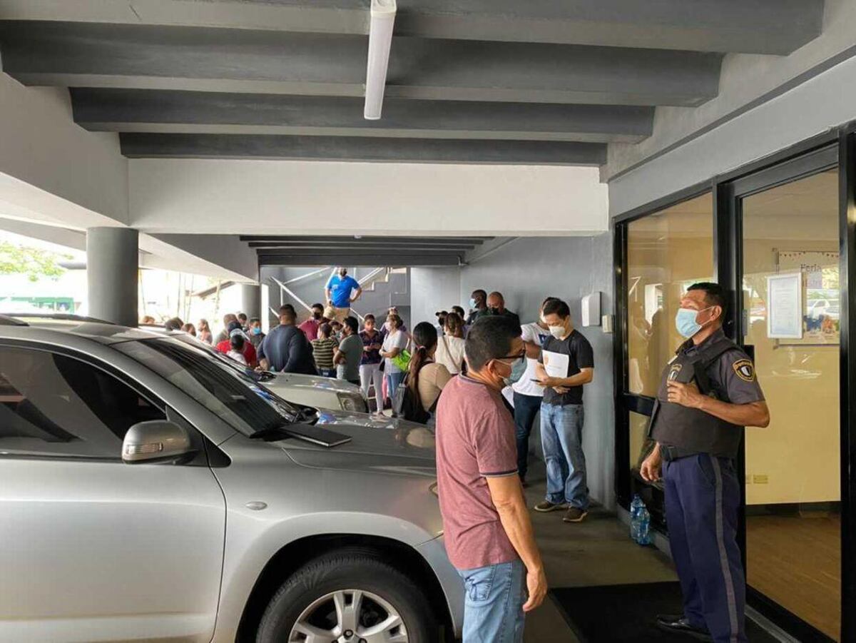 Revuelo. Banco General descuenta dinero ‘por error’ a cuentas de clientes. Reembolsarán los fondos. Video