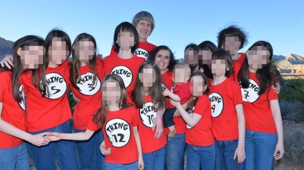 Los 13 hermanos cautivos por sus padres solo se bañaban dos veces al año