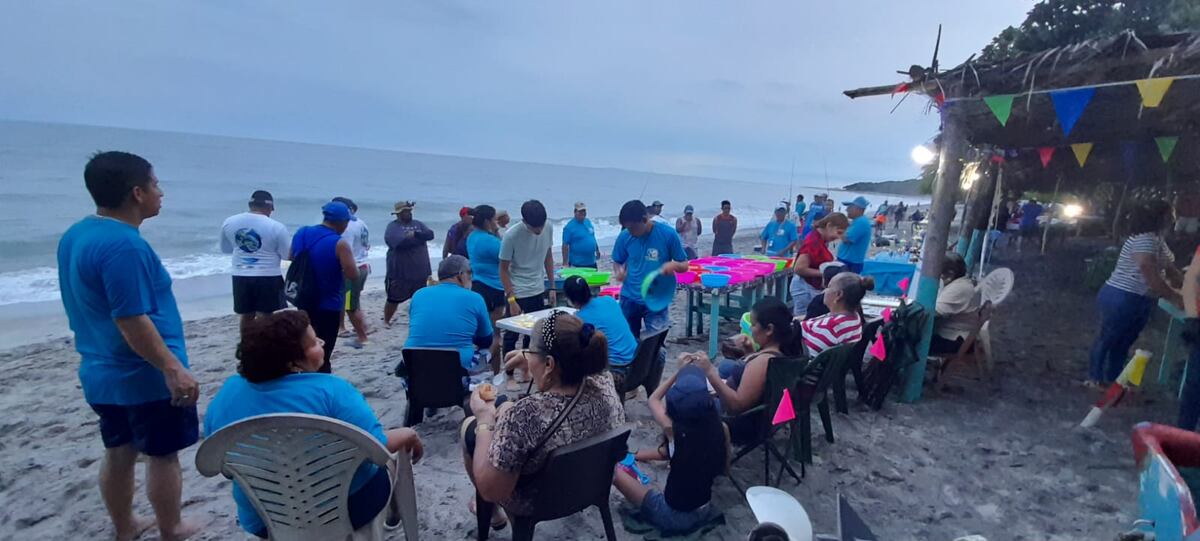 En La Ermita de San Carlos celebran séptimo torneo de pesca