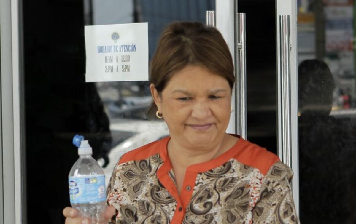 ¡BILLETUDA! Mamá de 'Chichi' De Obarrio deposita $500 mil de fianza