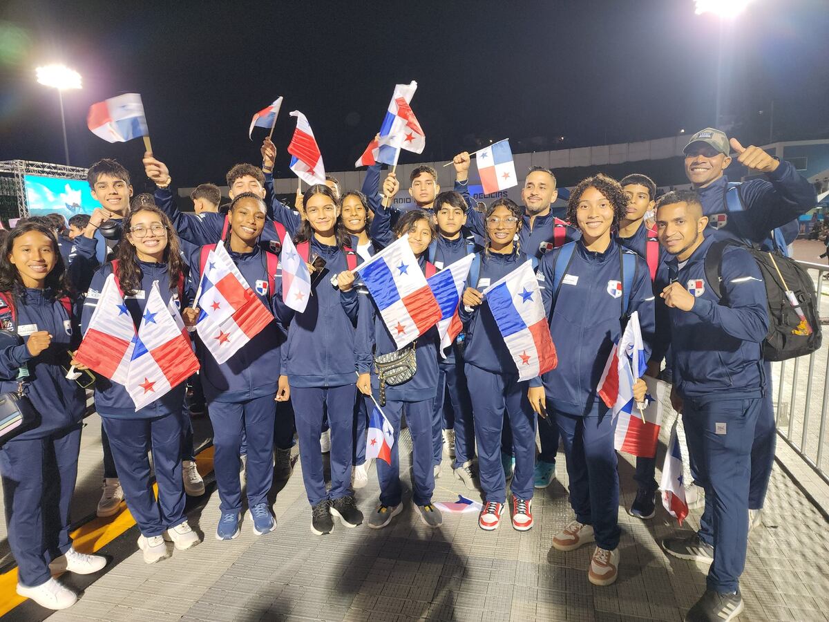Panamá se luce en la apertura de los XXI Juegos Codicader 2024 en El Salvador