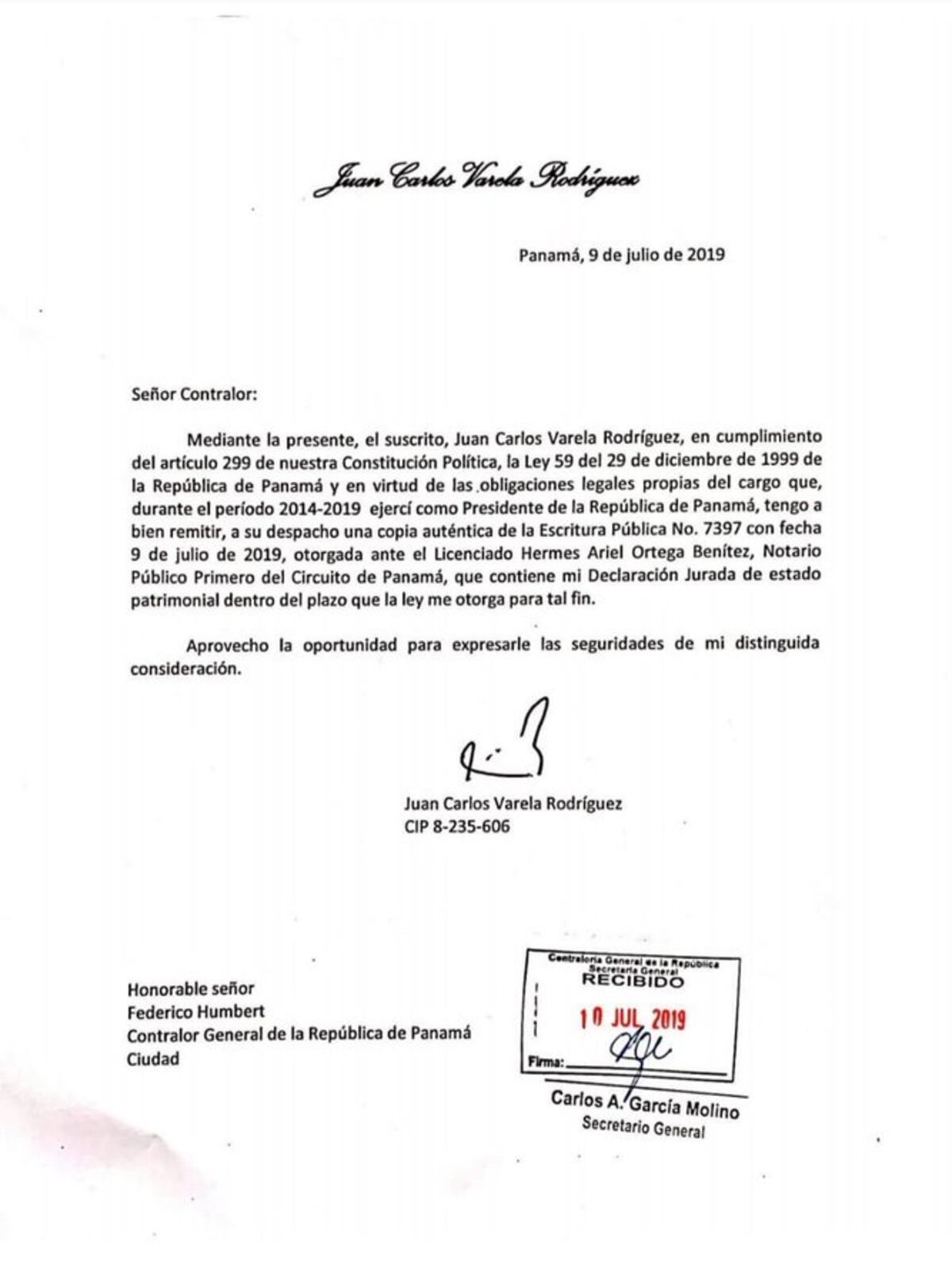 Varela presenta su declaración de bienes