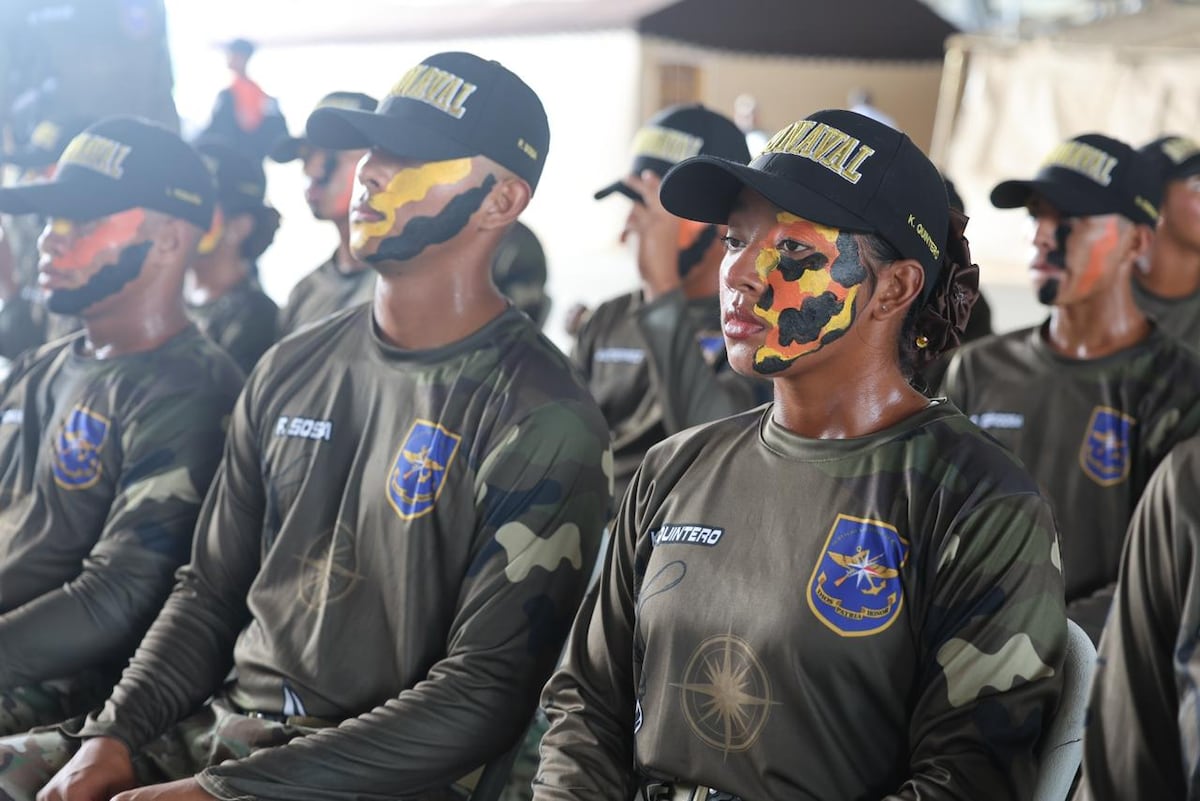 Estudiantes del Minseg le ponen corazón a la prevención del suic!di0