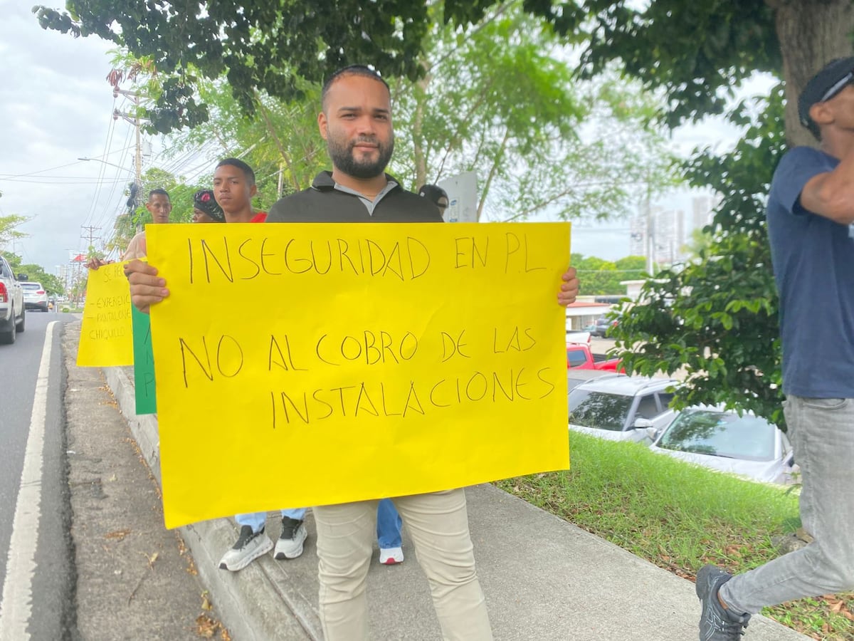 Protestan contra Rody Rodríguez en Parque Lefevre por primas de antigüedad