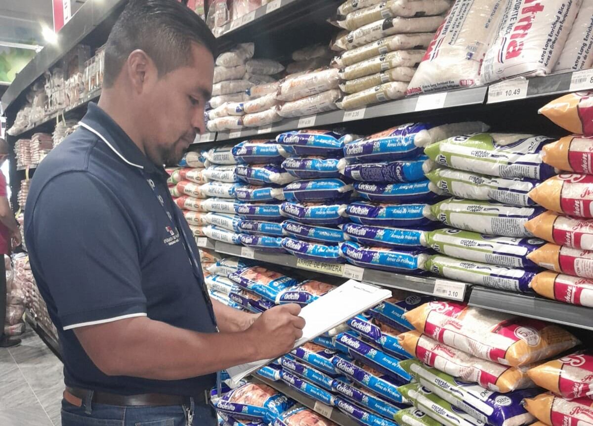 ¡Otra vez sube la canasta básica! Cierres de calles disparan precios de alimentos, revela Acodeco