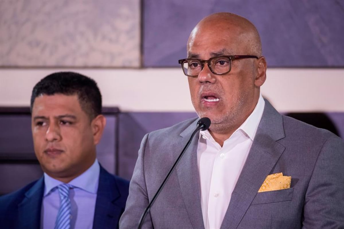 Gobierno de Venezuela le dice a la oposición que “palabra firmada es palabra santa”