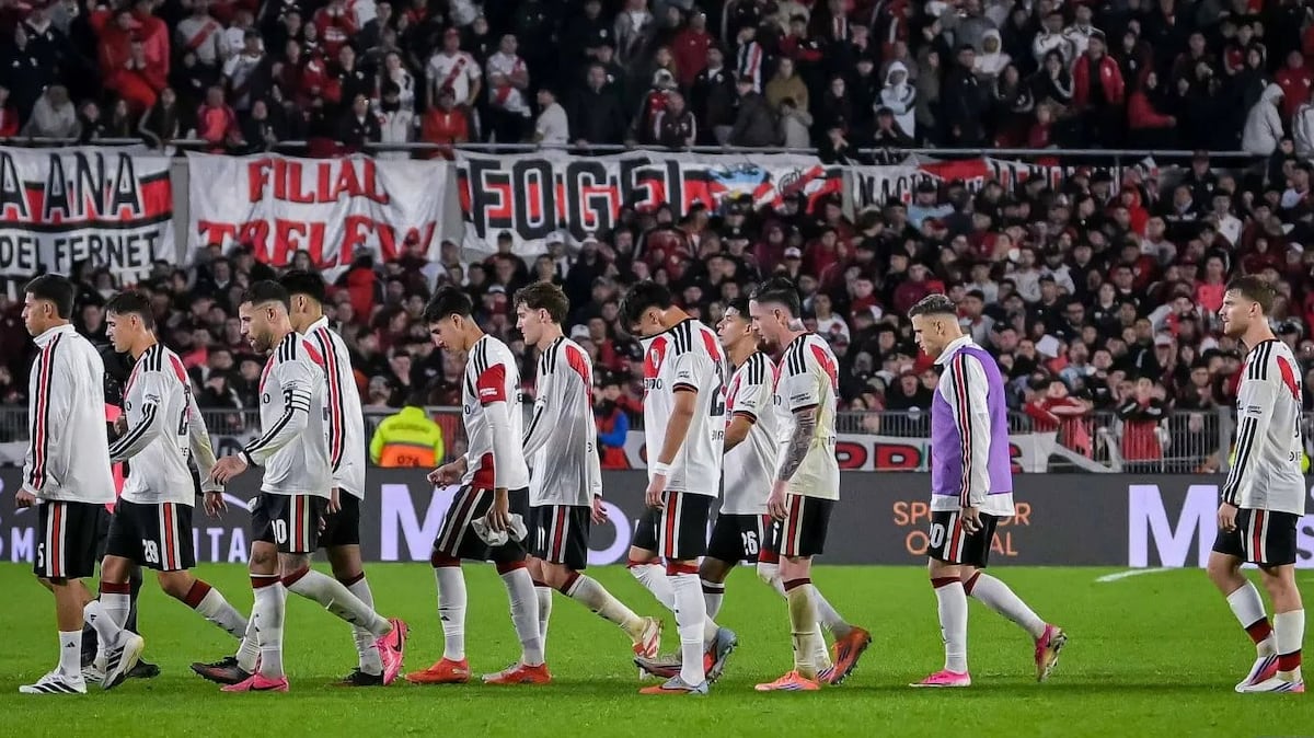 Desastre en el Monumental: River Plate cae ante Santa Fe y la furia de los aficionados estalla