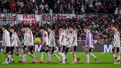 Desastre en el Monumental: River Plate cae ante Santa Fe y la furia de los aficionados estalla
