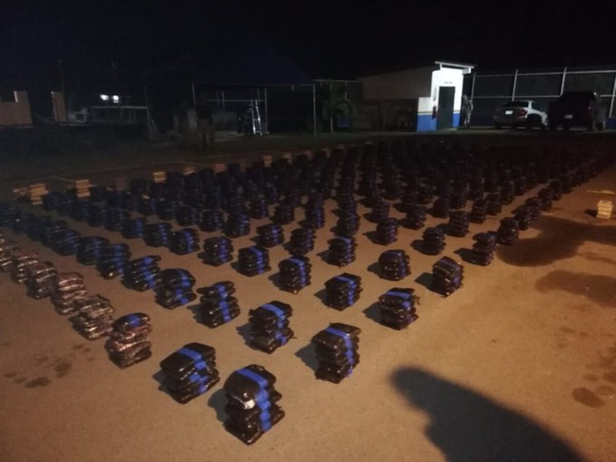 Más de mil paquetes de droga son decomisados en Punta Mala de Los Santos