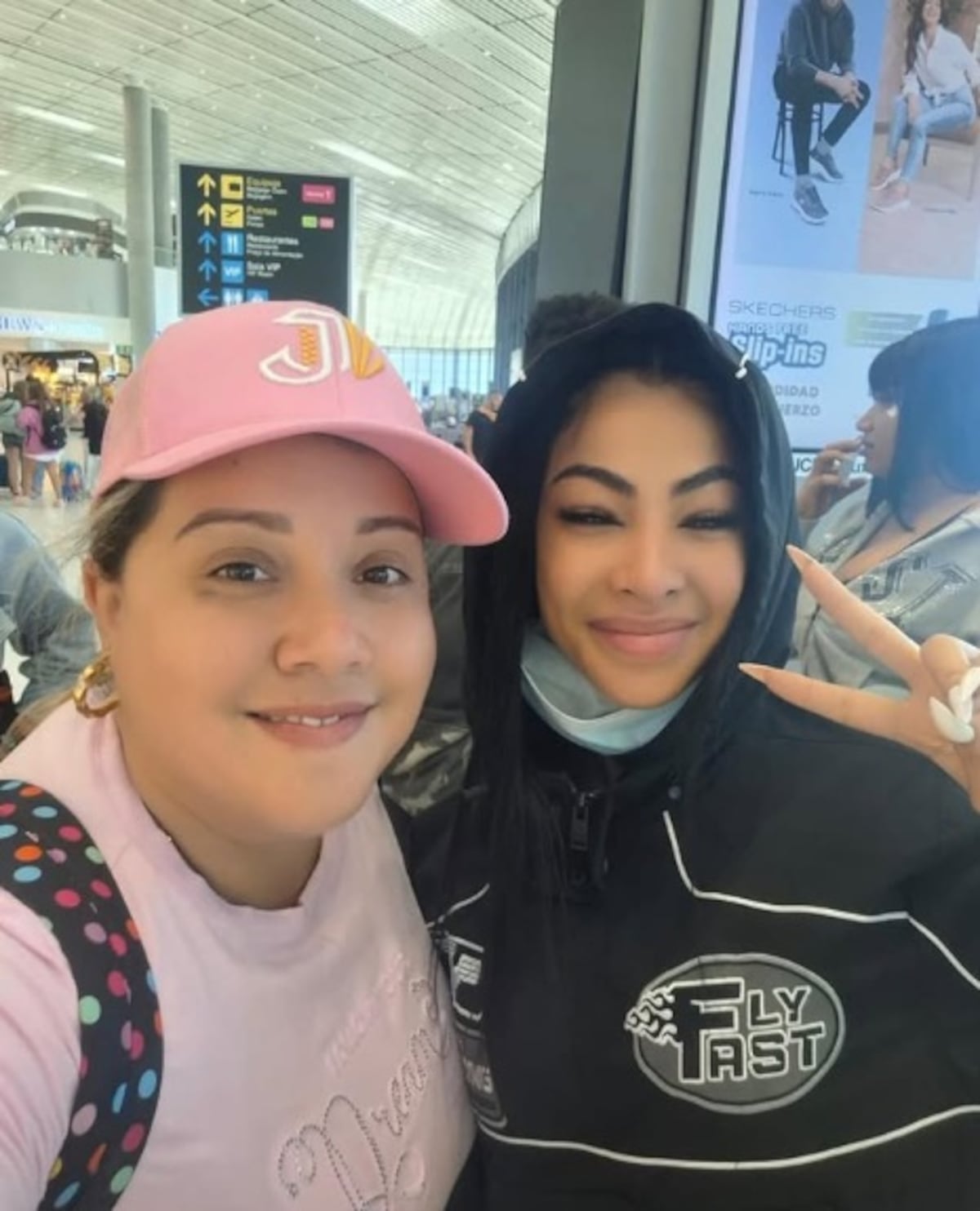 La foto de la cantalante de Jhonathan Chávez con Yailin ‘La Más Viral’