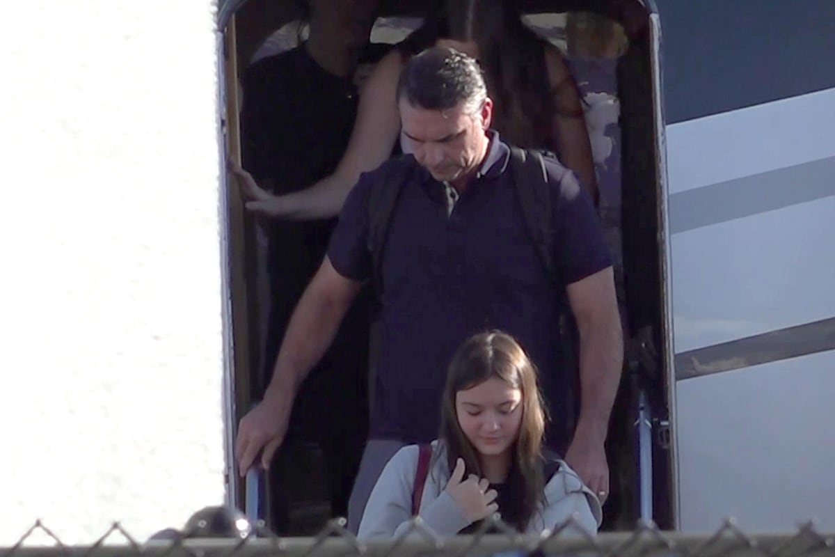 De favorito a fugitivo, Flávio Bolsonaro perdió contra Lula y terminó refugiado en Miami
