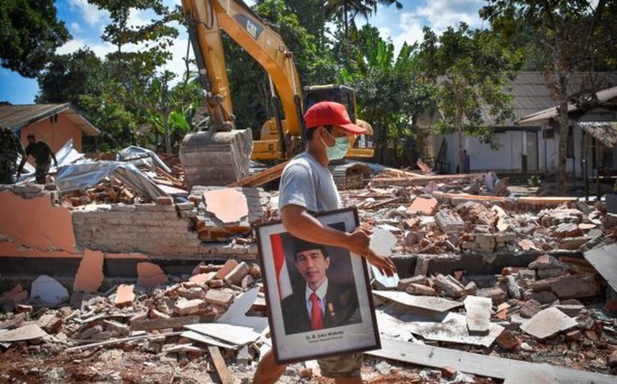 Sube a 436 el número de muertos por el terremoto en Indonesia