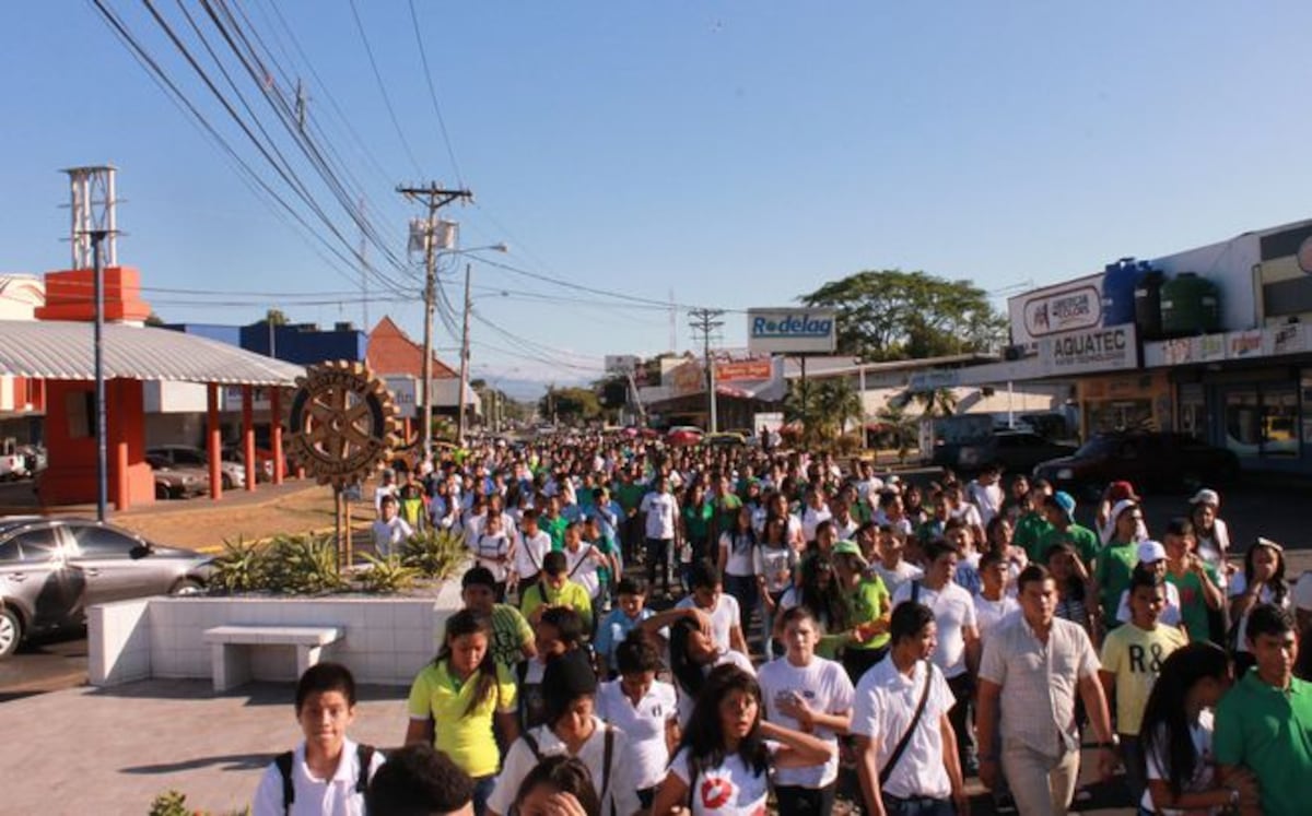Cerro Punteños celebran 62 años de su fundación