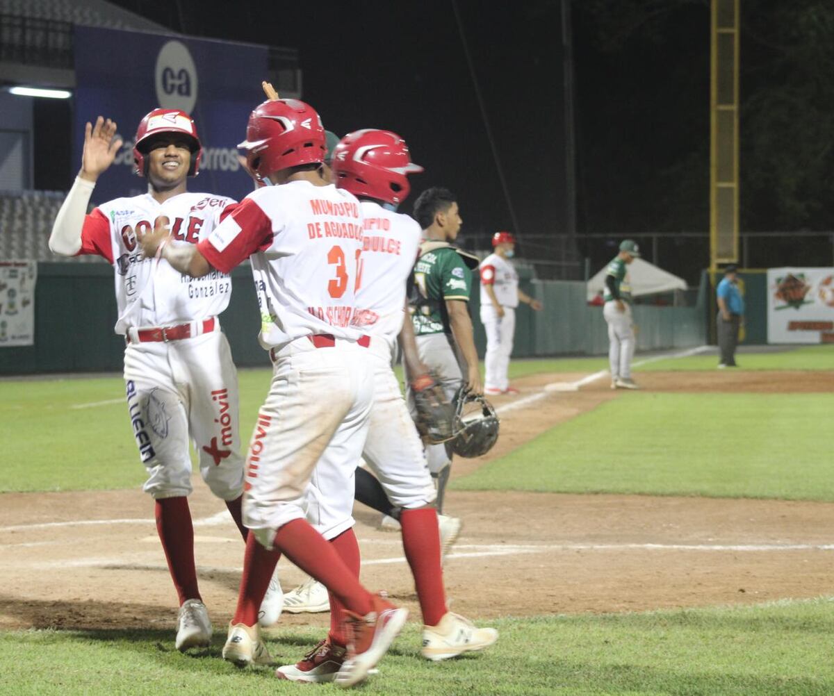 “Cholín” Sánchez guió a Coclé al triunfo sobre Panamá Oeste