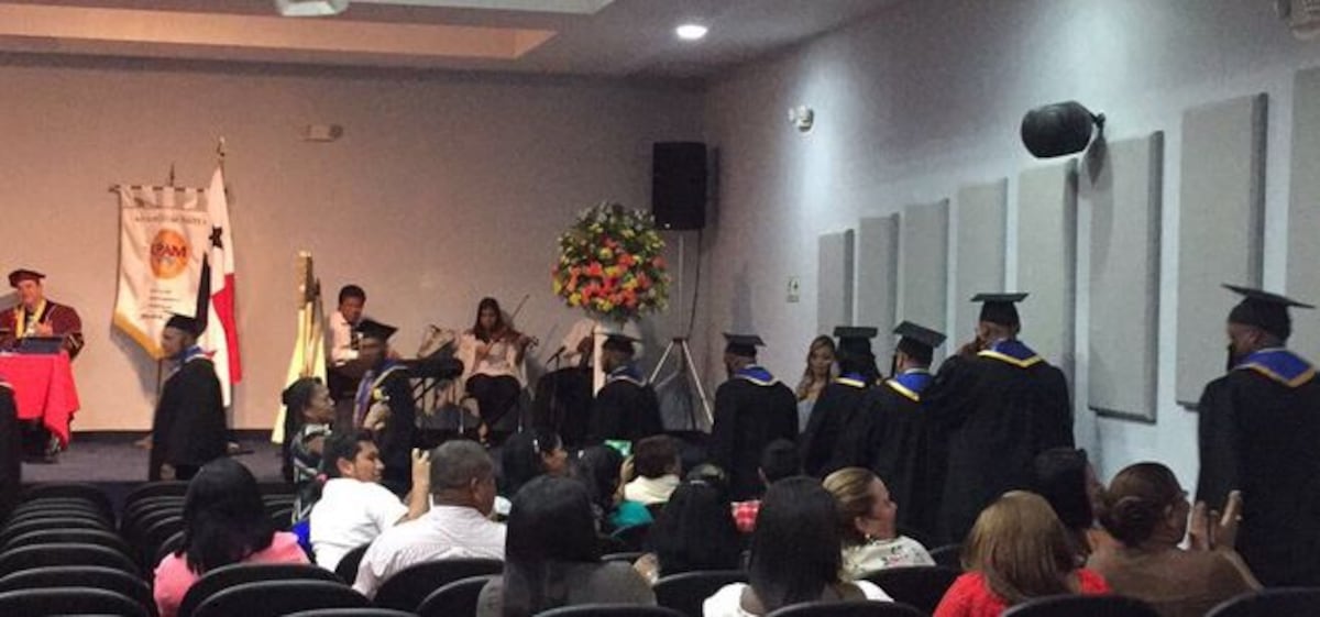 LO ÚLTIMO. Genaro López y Saúl Méndez ya son abogados