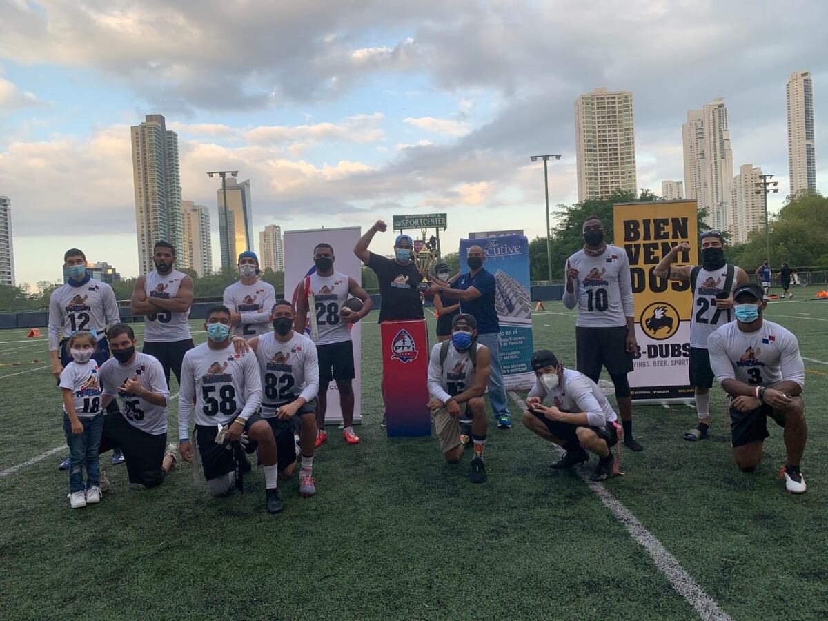 Los Flinstones dieron cátedra y se quedaron en el Torneo 5vs5 de Flag Football